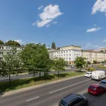 Stylish & Trendy 1 Bedroom Apartment Wola With Parking By Renters