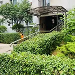 Elegant And Green, Near M1 Metro
