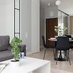 Art Deco Apartment Mokotow With Gym & Parking By Renters Prestige