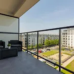 Ursus Sunny Studio For 4 Guests With Parking & Balcony By Noclegi Renters