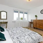 Elegant Warsaw Apartment With Ac 550 M To Copernicus Science Centre By Noclegi Renters