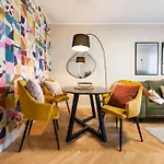 Eclectic City Apartment Near Old Town