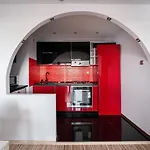 Krochmalna Red Apartment