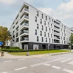 Trendy Apartment With Ac And Parking In Warsaw By Noclegi Renters