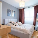 Apartamentysnu, Wola Komfort II Z Parkingiem
