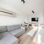 Jana Pawla 65/76 Modern Apartament Terrace