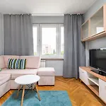 Esperanto 9 By Homeprime