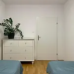 Apartament Przy Atrium Okolice Stacji Metra Rondo Onz