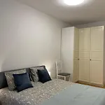 Apartament Przy Atrium Okolice Stacji Metra Rondo Onz