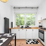 Dobiszewskiego 2 By Homeprime