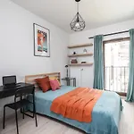 Superapart Sierakowskiego 4