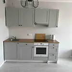 New 1 Bed Apartment With Balcony, Local Amenities