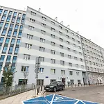 Uniwersytet Warszawski Modern Apartment
