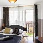 Clicktheflat Conrada Apart Rooms