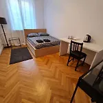 Fantastic Apartments - Kp69 Room - 1