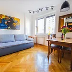 Charming Apt Next To Lazienki Park And City Center