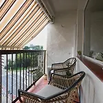2Br Apt Balcony Tamka 17 Ac