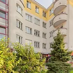 Ursus Spacious Two-Bedroom Apartment By Noclegi Renters