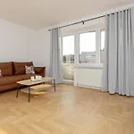 Ursus Spacious Two-Bedroom Apartment By Noclegi Renters