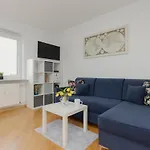 Comfy Apartment Powstancow Slaskich By Noclegi Renters
