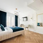 New Varsovia Comfort 429