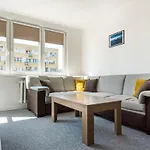 Rondo Onz City View Apartment