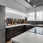 Bemowo Business Apt - 62M2, Parking, Metro & Park Nearby - By Rentujemy