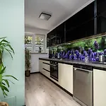Warszawa Praga Stadion 2-Bedroom Apartament