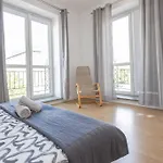Spacious Apt In Heart Of Warsaw