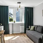Warsaw City Center Studio - Park, Subway Nearby - By Rentujemy