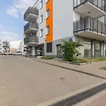 Szlachecka Apartment With Balcony & Parking Warsaw By Noclegi Renters