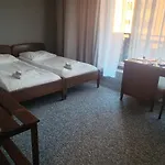 Hostel Bialoleka Premium - Free Parking & Wifi