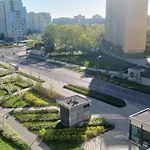 Metro Lux Home Apartment