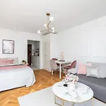 Superapart Dyminska 6