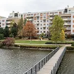 M&R Apartament Airport&Business Premium Marina Mokotow - Parking - Wifi - Netflix - Self Check-In, Terrace - Guarded Estate - Waw Chopin Airport