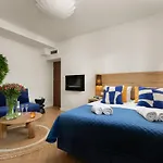 Movo Underwall Old Town Apartment