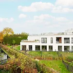 Bluszczanska Blue Modern Apartment