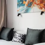 Sluzew 405A Apartment
