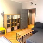 Metro Bemowo Comfort Apartment