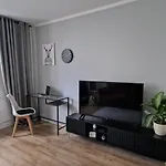 Vizzit Us Twarda Apartament