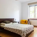 Apartment Ten