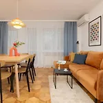 Family Apartment With Two Bedrooms And Balcony In Warsaw By Noclegi Renters