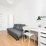 Old Town 5-Bedroom Apartment