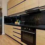 Spacious Apartment In Warsaw With Balcony And Parking By Noclegi Renters
