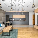 Port Praski Apartment Near Old Town With Free Parking