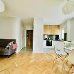 Eastside Warsaw Apartment