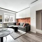 Nowolipki Modern Apartment