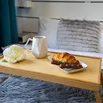 Central 2-Bedroom Apartment - Balcony, City View, Top Location - By Rentujemy