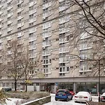 Metro Swietokrzyska Comfort Apartment
