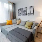 Comfy Place In The Heart Of Warsaw. Biz&Travel.